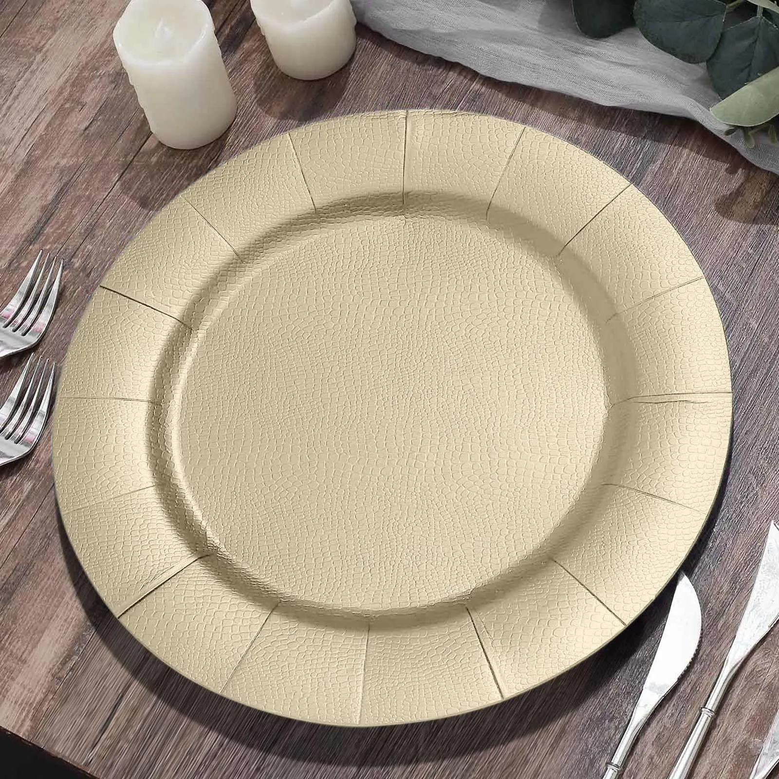 10 Pack Champagne Leather Textured Disposable Charger Plates, Round Cardboard Serving Trays 1100 GSM 13"