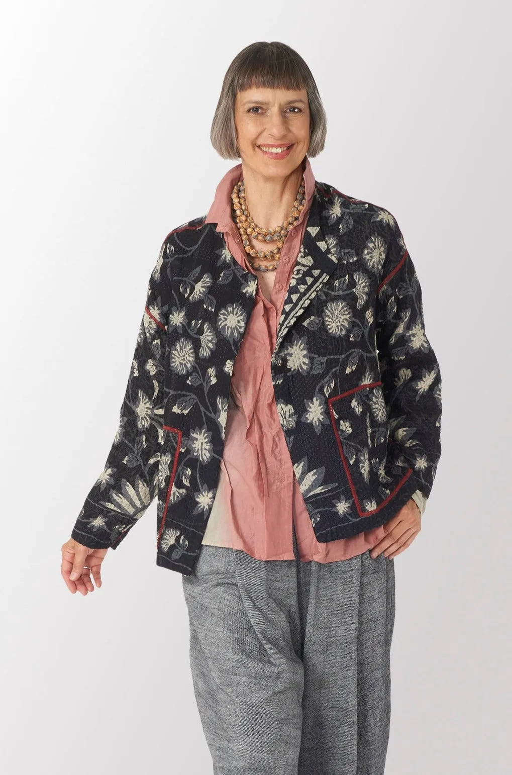 BLACK AND WHITE PRINT PATCH KANTHA CROPPED SHIRT JACKET - pn4075-blk -