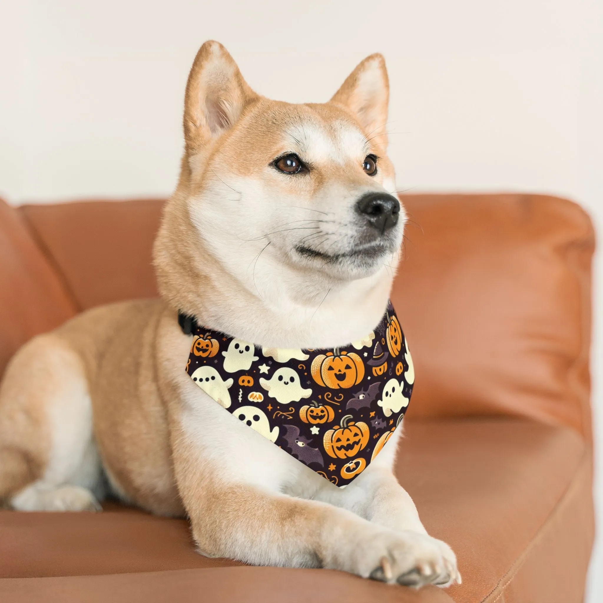 Pet Bandana Collar: Halloween pattern, pumpkins & ghosts