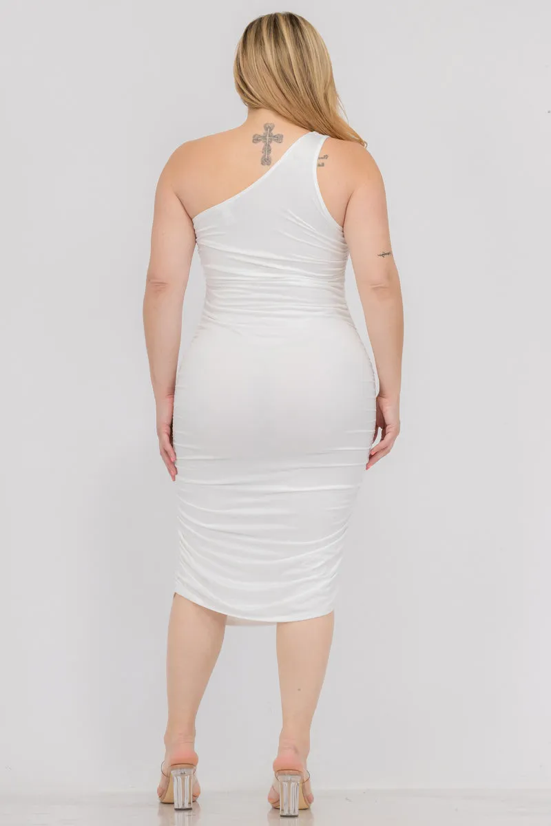 Plus Size Sexy Solid Color Ruched One Shoulder Midi Bodycon Dress (CAPELLA)