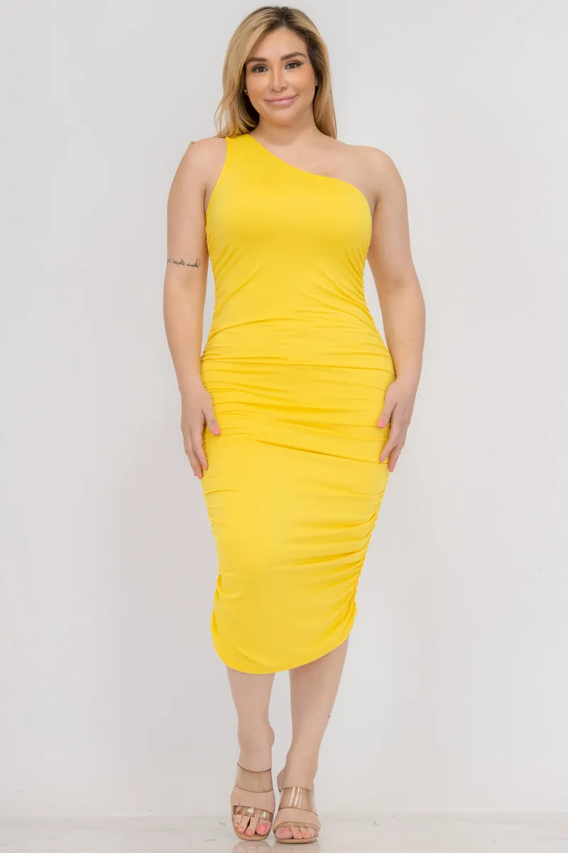 Plus Size Sexy Solid Color Ruched One Shoulder Midi Bodycon Dress (CAPELLA)