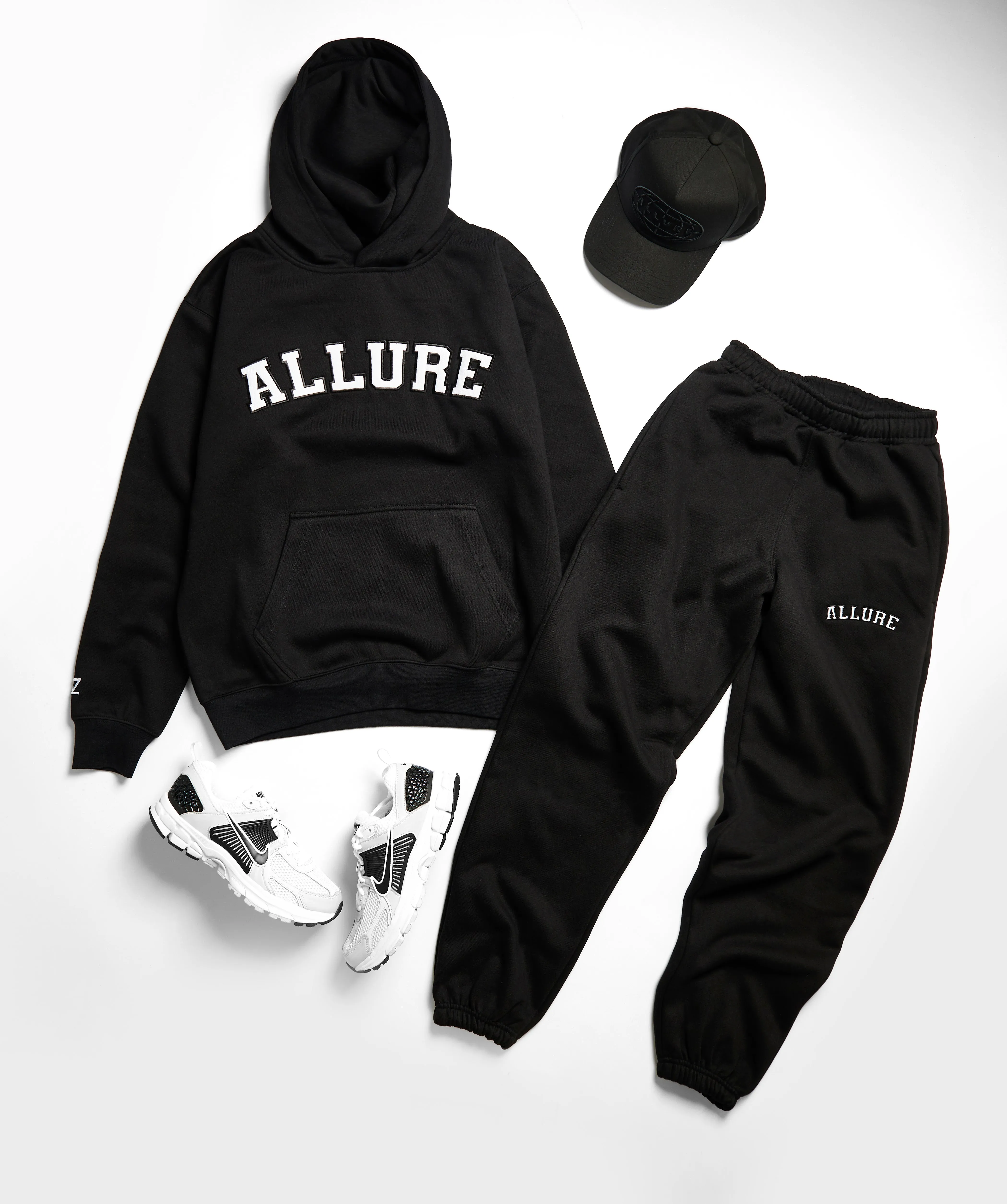 Varsity Sweatpants - Black