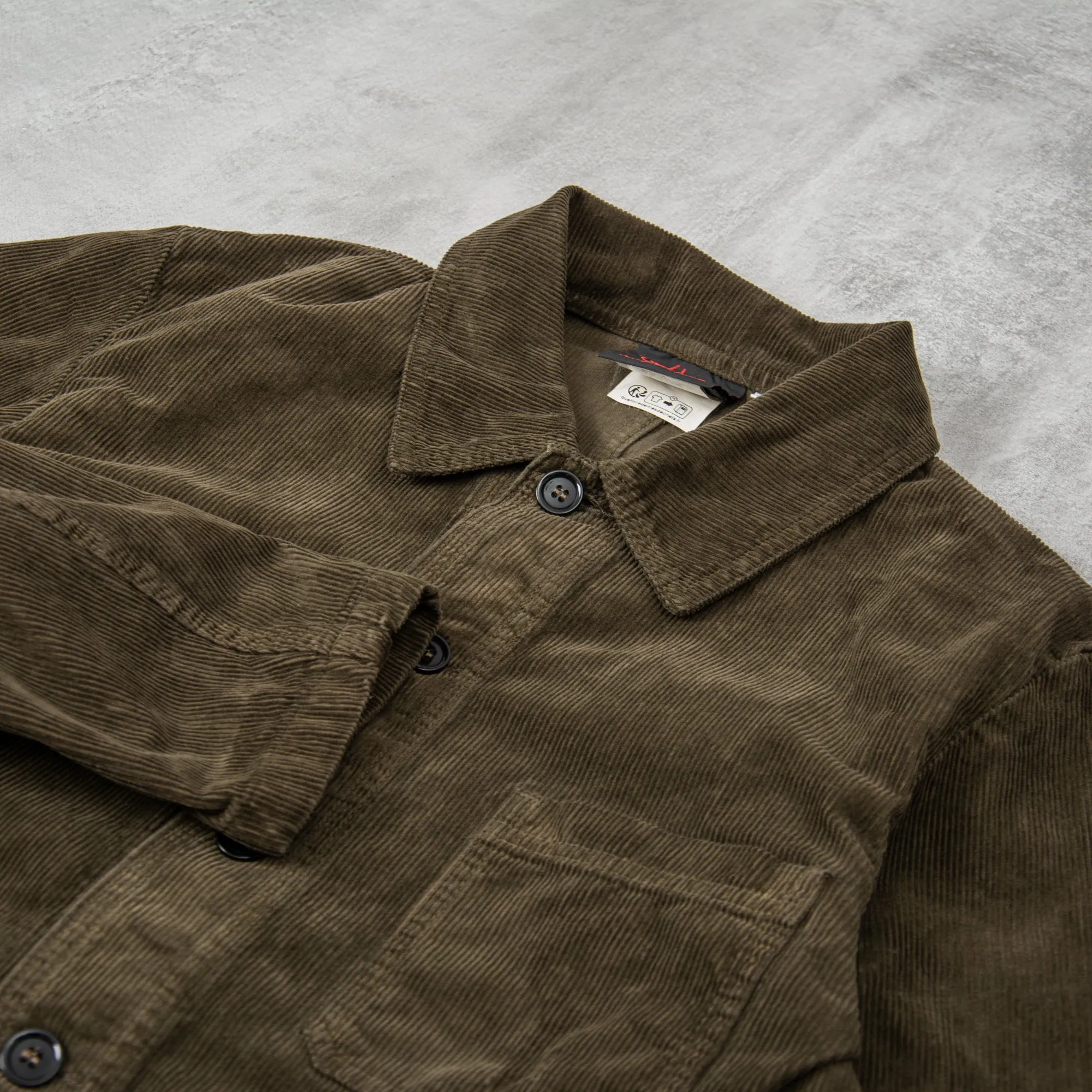 Vetra Soft Corduroy Jacket 5C - Olive