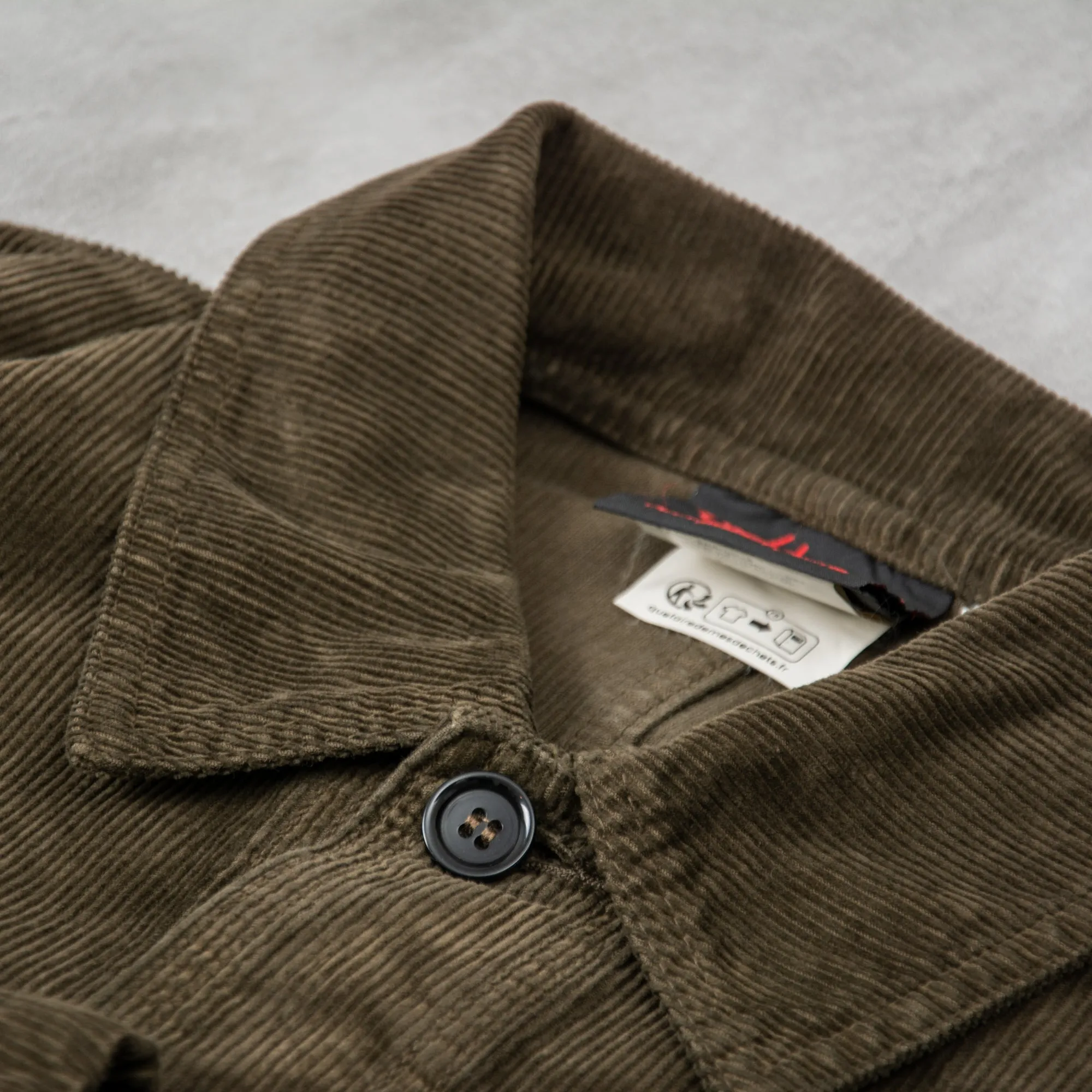 Vetra Soft Corduroy Jacket 5C - Olive