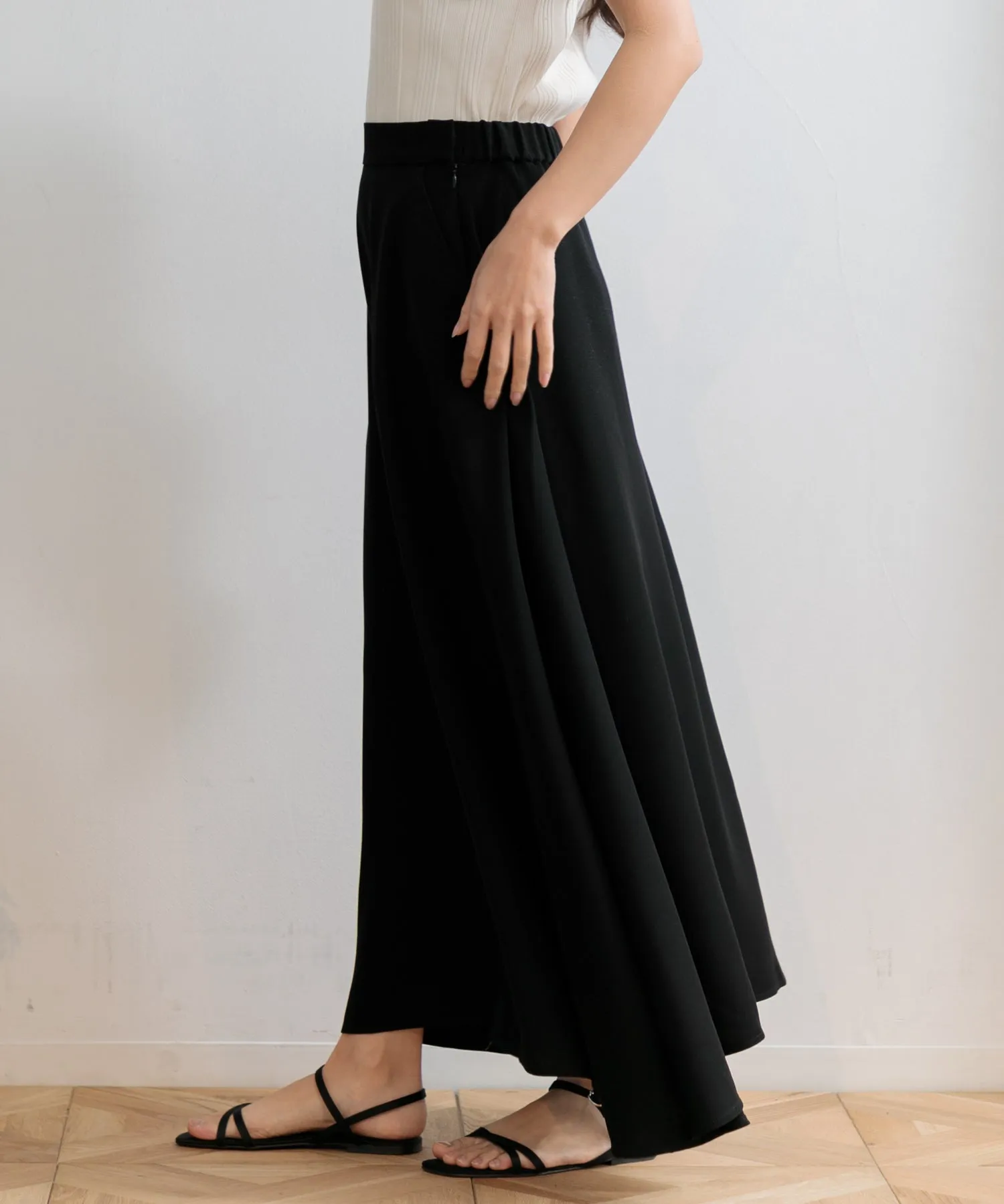 【WOMEN】Gymphlex FLARED SKIRT