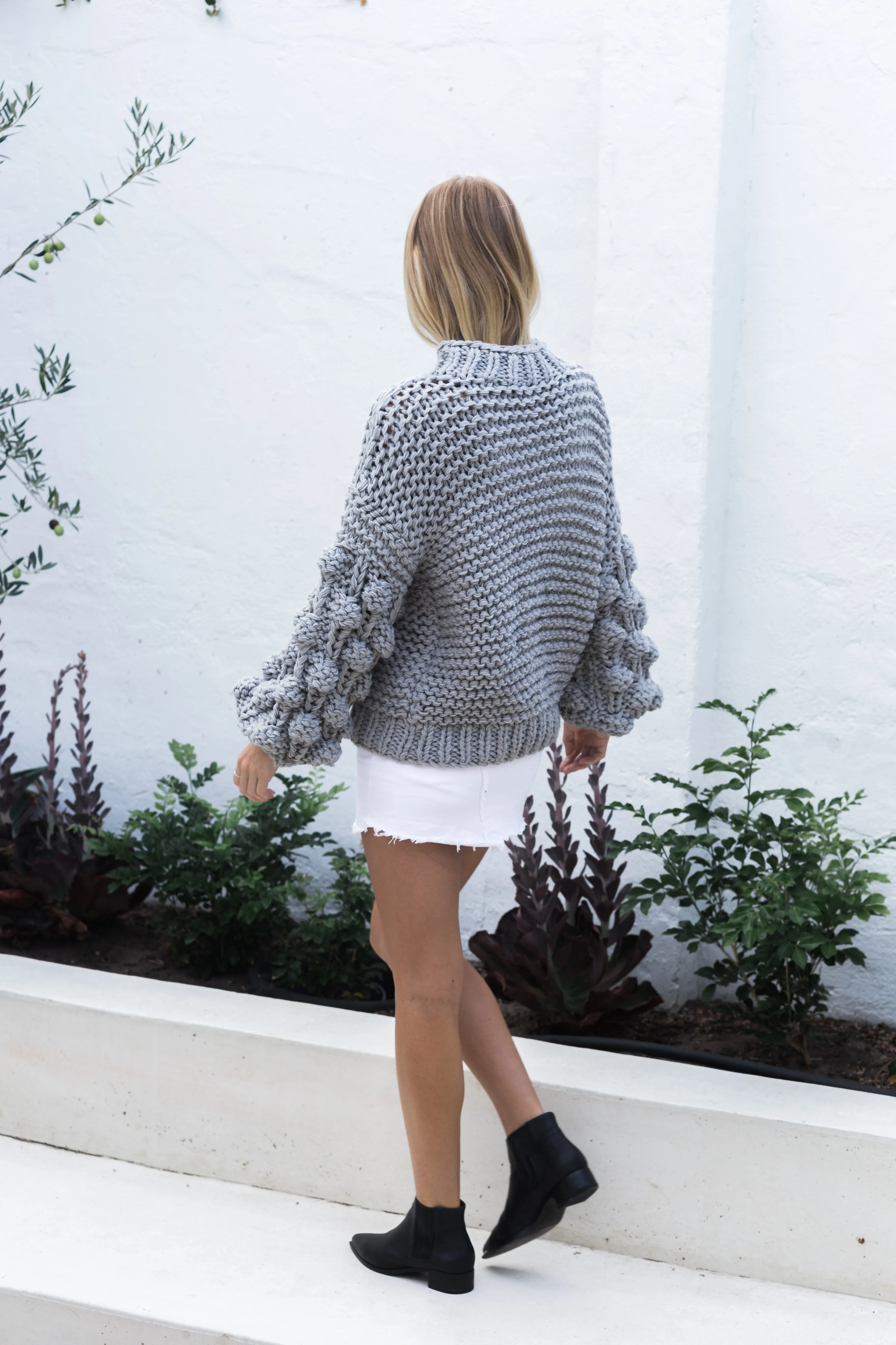 ZARENA BUBBLE KNIT SWEATER- GREY