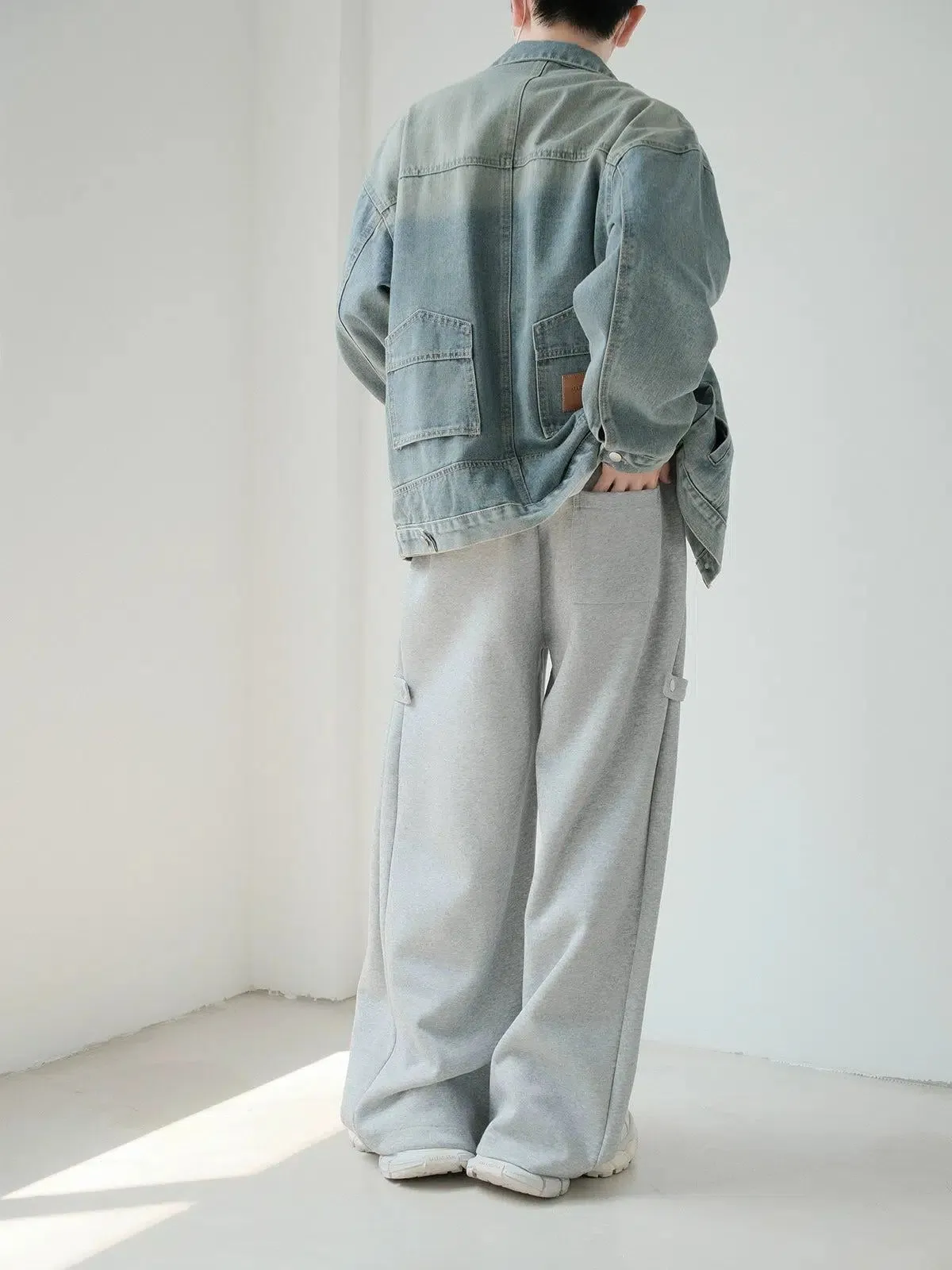 Zhou Heavy Pocket Wide Sweatpants